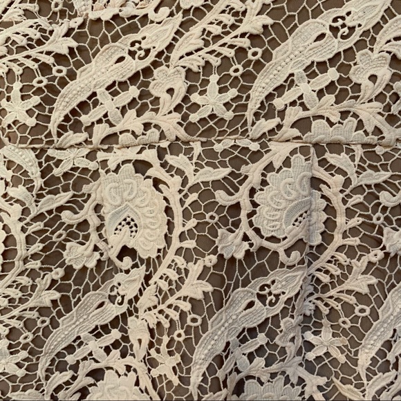 Ministry of Style Peach Lace Bell Sleeve Dress - Picture 4 of 11